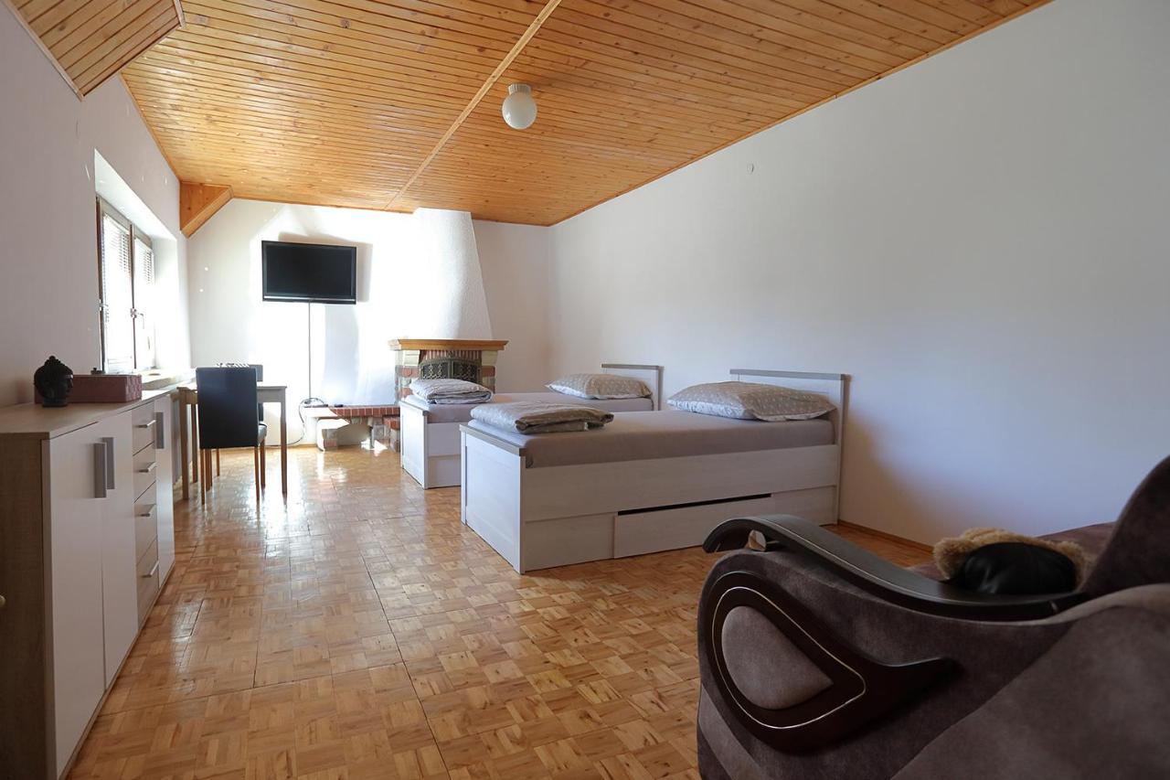 Kurp - Goscinne, Wyst Faktury Homestay Ostroleka (Ostroleka)