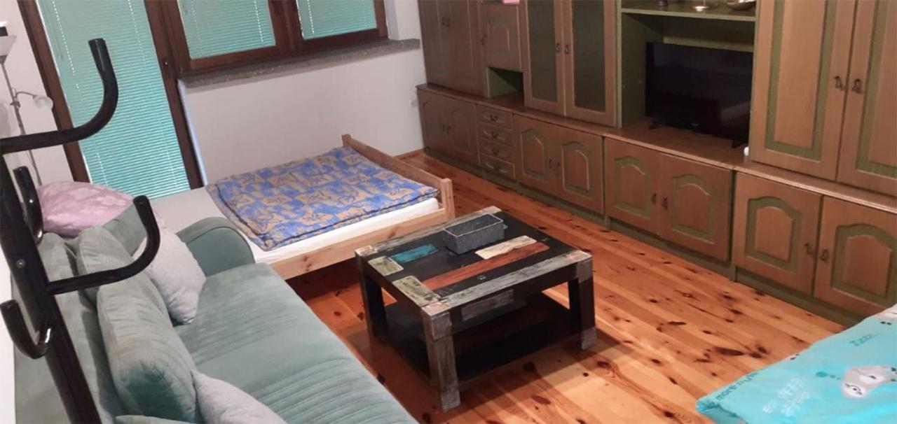 Kurp - Goscinne, Wyst Faktury Homestay